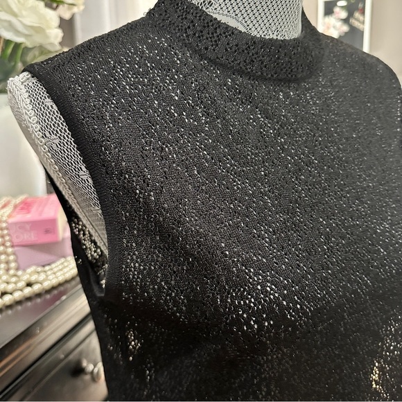 St. John Black Sleeveless Knit Shell Top | Metallic Sparkle | Size 6 - Picture 4 of 14